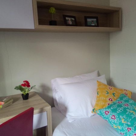 Roemah Kesambi Otel Cirebon Dış mekan fotoğraf